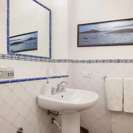 Cortile Galletti - Cool Flat With Private Courtyard Palermo