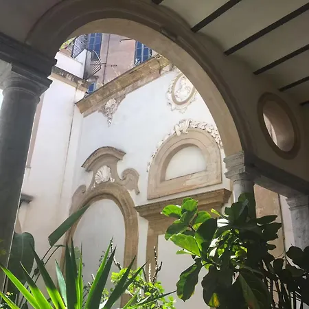 Apartament Cortile Galletti - Cool Flat With Private Courtyard