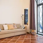 Daire Cortile Galletti - Cool Flat With Private Courtyard *